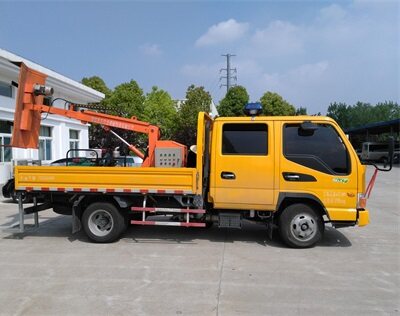 6米車(che)脩(xiu)剪(jian)機(ji)21
